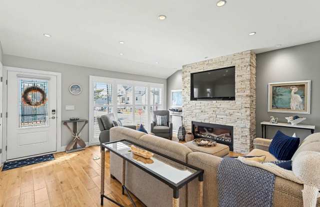 517 N Cornwall Avenue Gallery 3