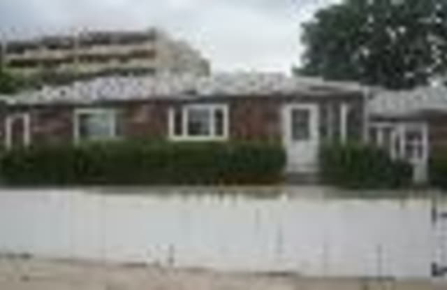 2275 Depew St - 2275 Depew Street, Edgewater, CO 80214