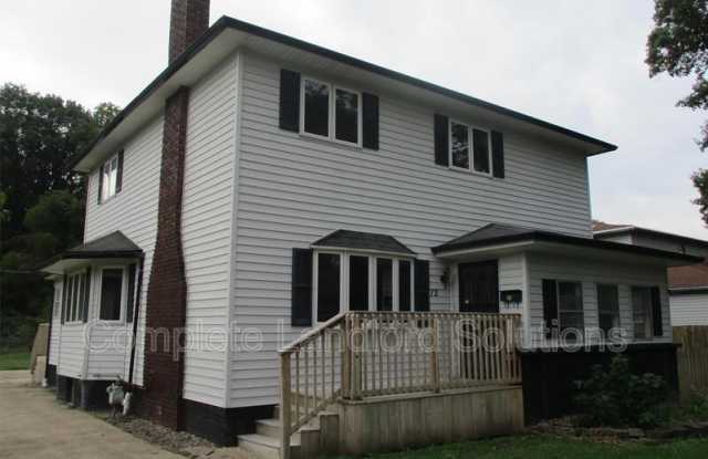 15 Hudson Ave - 15 West Hudson Drive, Terre Haute, IN 47803