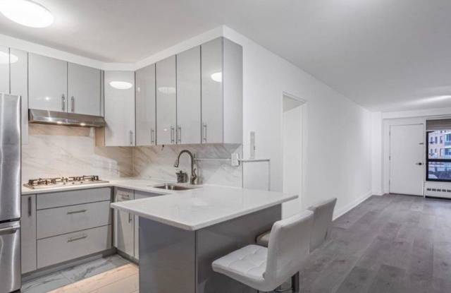 6135 98th St # 7865 photos photos