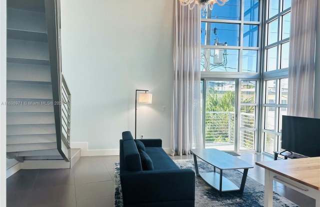 7700 Collins Avenue Gallery 2