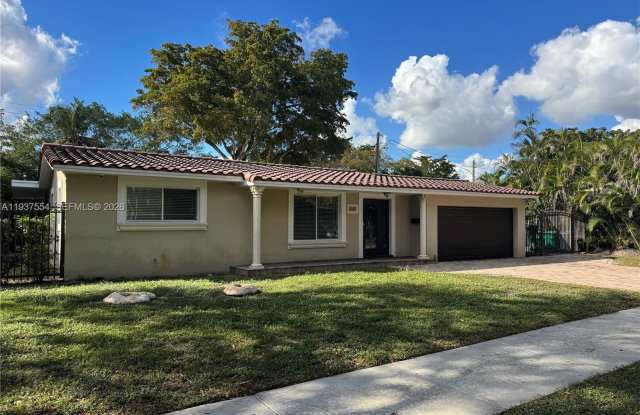 6580 Lake Blue Dr photos photos