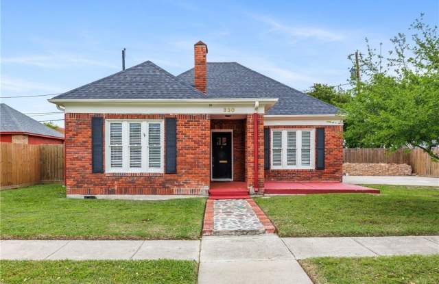 330 Palmero Street photos photos