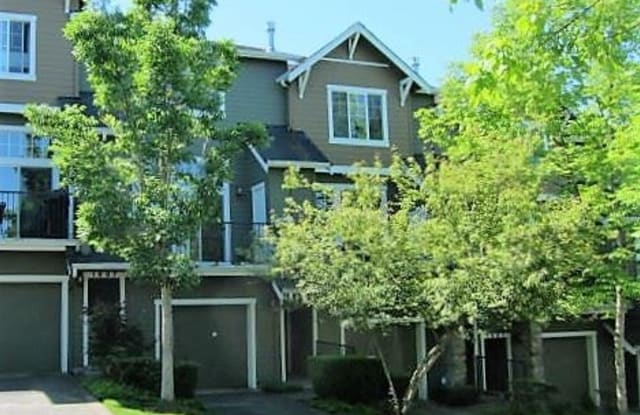 1693 NE Juneberry St - 1693 Northeast Juneberry Street, Issaquah, WA 98029