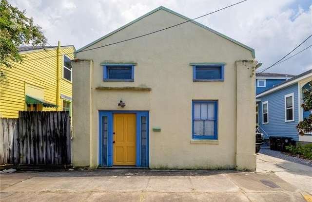 3110 MAUREPAS Street photos photos