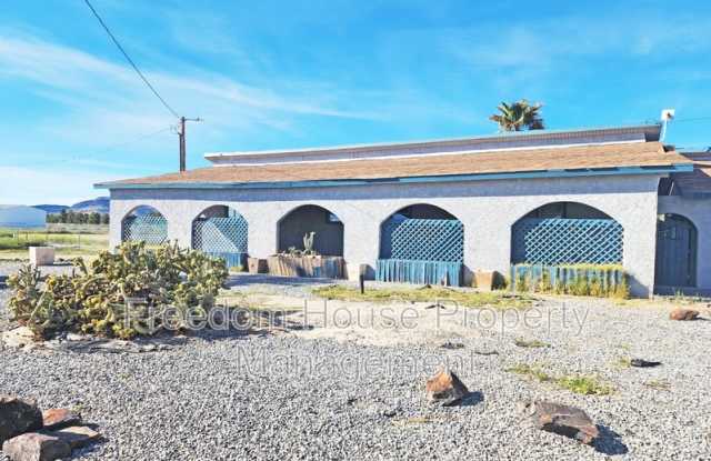 2220 West Bell Vista Avenue photos photos