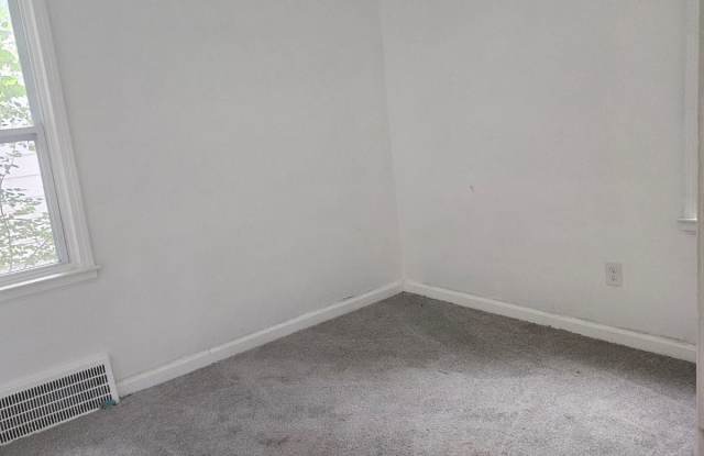 12150 Wayburn Street Gallery 2
