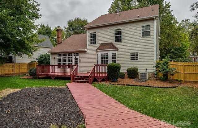 3003 Pinewood Hill Drive Gallery 2