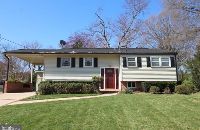 8504 WAGON WHEEL ROAD - 8504 Wagon Wheel Road, Mount Vernon, VA 22309