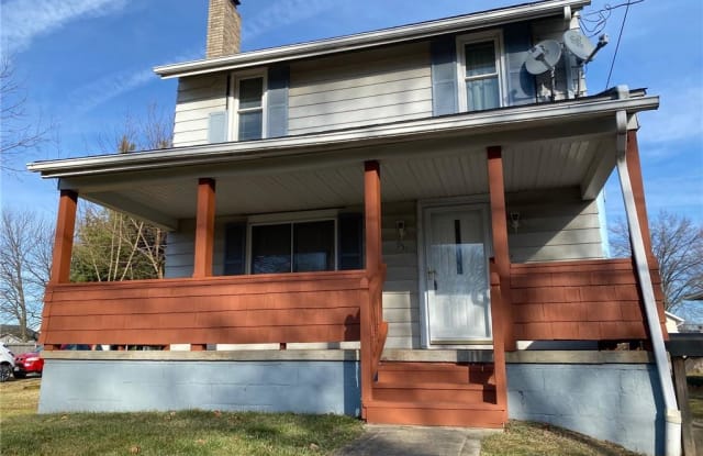 951 Reed Ave - 951 Reed Avenue, Akron, OH 44306