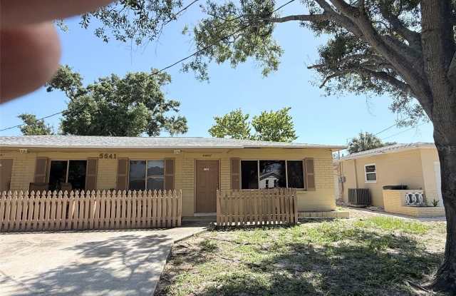 5541 LOWN STREET N photos photos