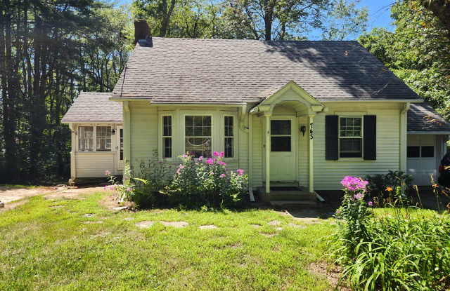 743 Storrs Road photos photos