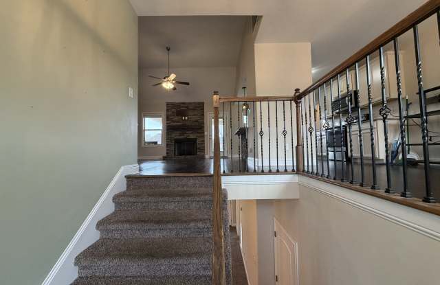 1004 Shirley Drive Gallery 2