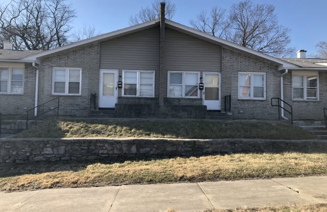 4315 E Linwood Boulevard - 4315 East Linwood Boulevard, Kansas City, MO 64128