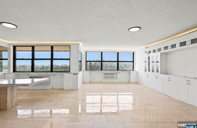 7004 Boulevard East 26D photos photos