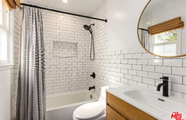 5812 Bevis Avenue - 5812 Bevis Avenue, Los Angeles, CA 91411