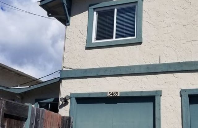 5485 Soquel Dr. - 5485 Soquel Drive, Soquel, CA 95073