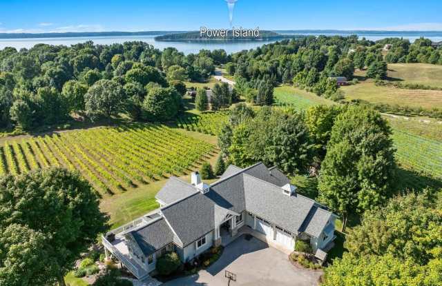 1375 BRAEBURY WAY Gallery 2