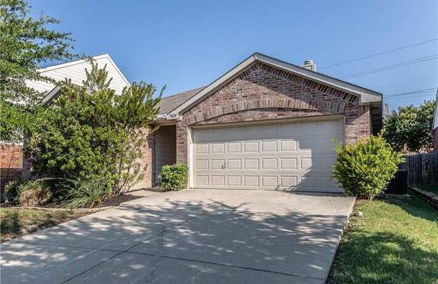 5029 Raymond Drive - 5029 Raymond Drive, Fort Worth, TX 76244