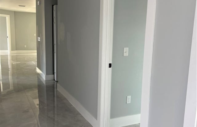 4727 21st Street SW Gallery 4