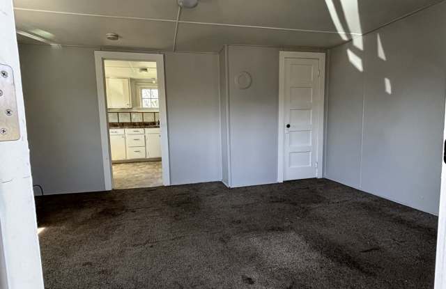 307 1/2 Sw I Street photos photos 307 1/2 Sw I Street photos photos