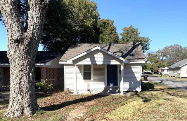 Nice 2 Bedroom, 1 Bath Home in Breaux Bridge! photos photos