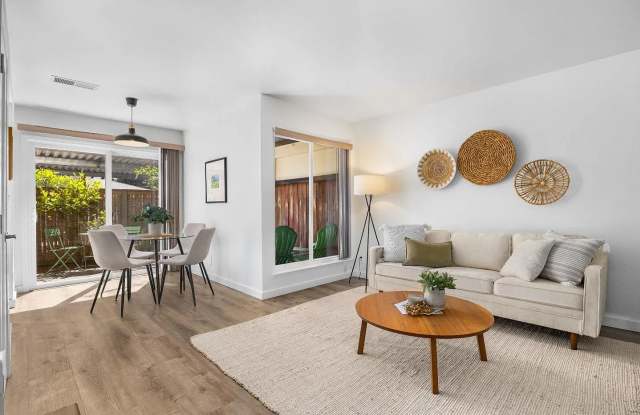 102 Palo Verde Ter Gallery 1