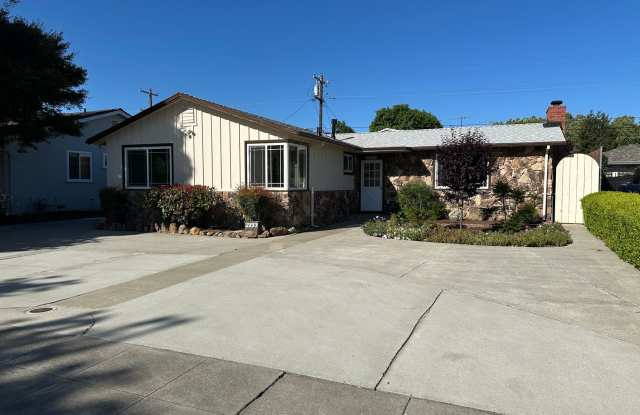 Bright and Spacious 4 Bedroom, 2 Bath Single Family House in Willow Glen photos photos
