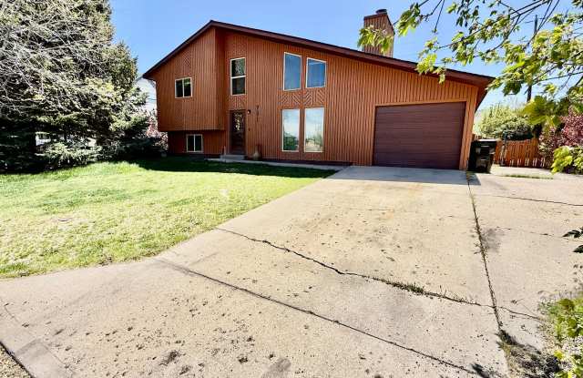 Pet-friendly 4-BR Home in Cedar City with Large Yard photos photos