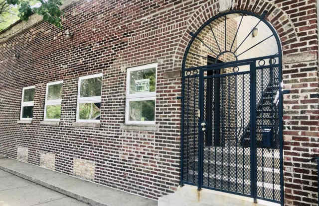 1835 S Loomis Street unit: Loft photos photos