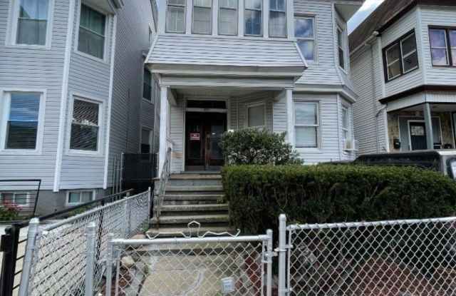 174 North 17th St photos photos