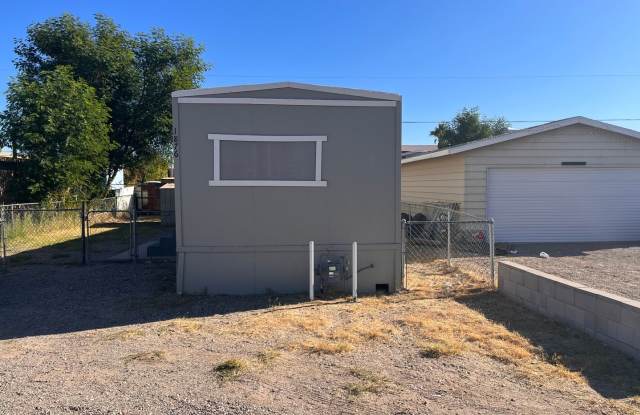 2 Bed 1 Bath Fenced Mobile photos photos