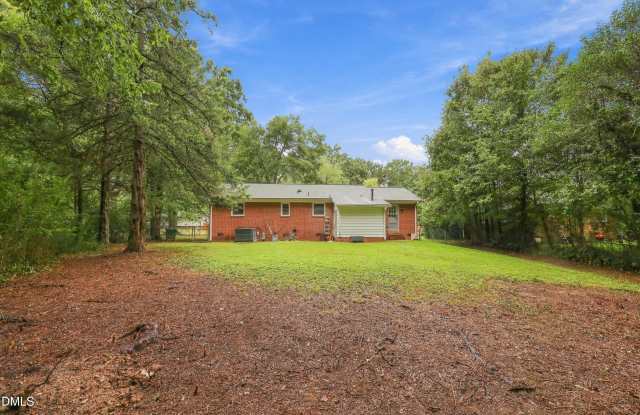 4919 Brentwood Road Gallery 2