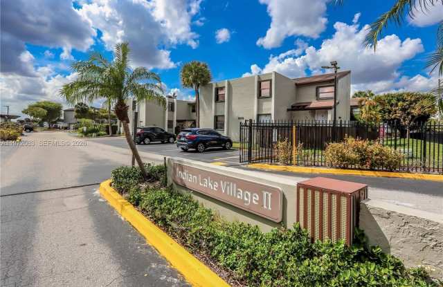 10000 NW 9th St Cir photos photos