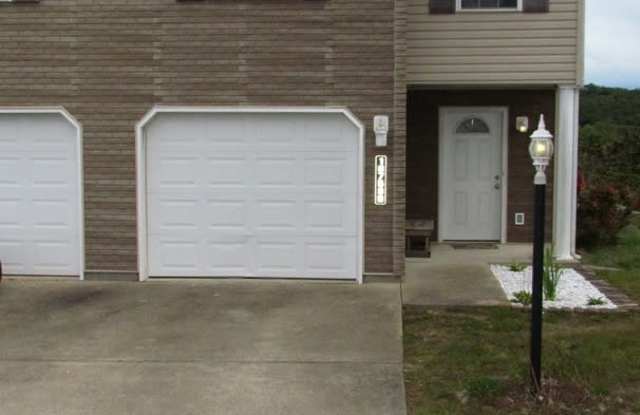 16758 B Huntington Ln photos photos