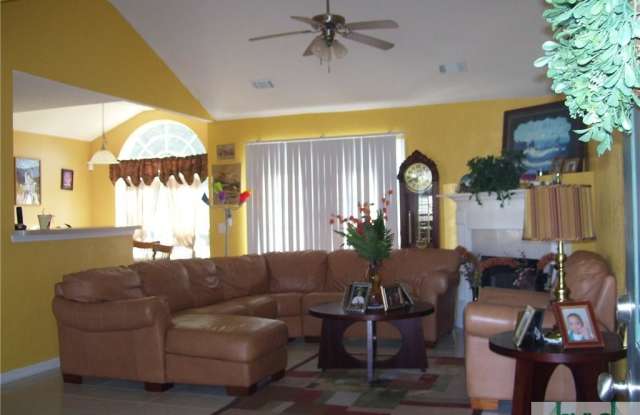165 Arbor Village Drive Gallery 3