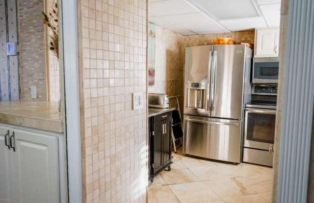 695 A1A N unit: 86 photos photos