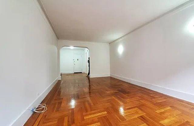 4755 WHITE PLAINS RD. Gallery 2