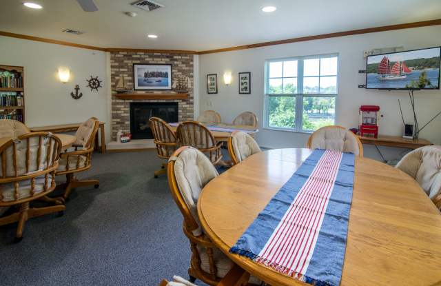 Canal Place - Senior Housing Gallery 3