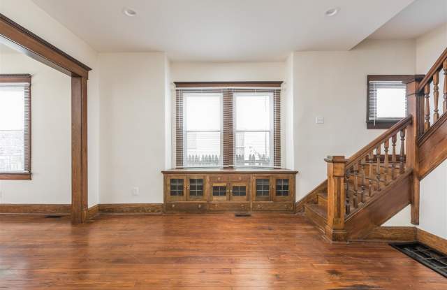 1146 Churchman Avenue Gallery 4