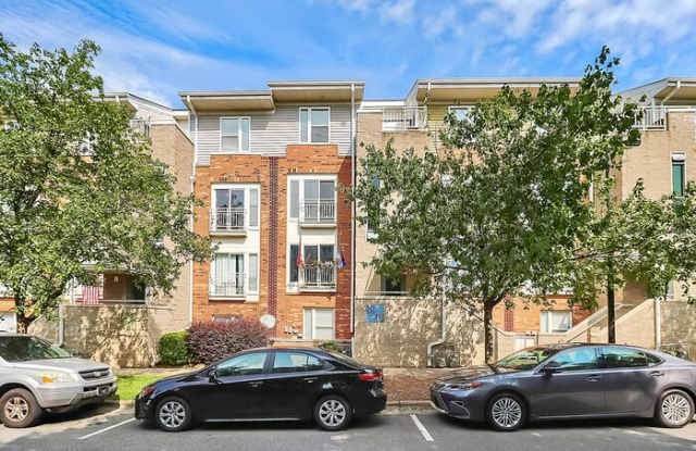 525 Donatello Avenue photos photos