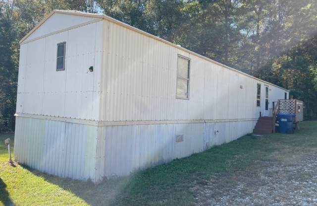 Mobile Home Available NOW! - 824 Lee County Road 158, Lee County, AL 36804