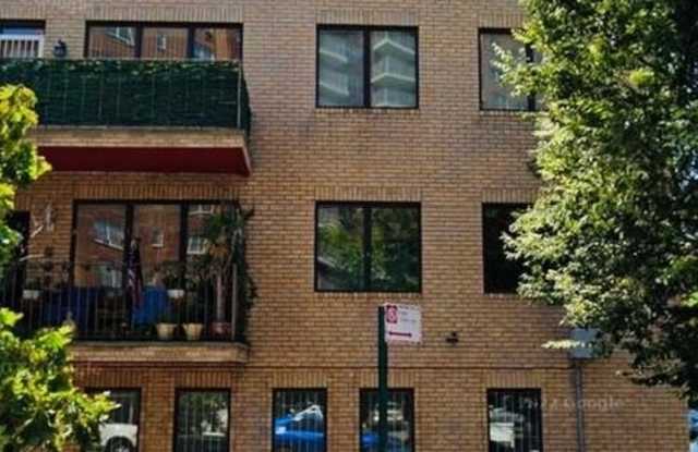 2531 W 15 Street Gallery 1