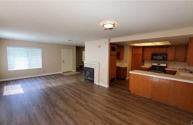 14704 Moon Crest Lane Gallery 3