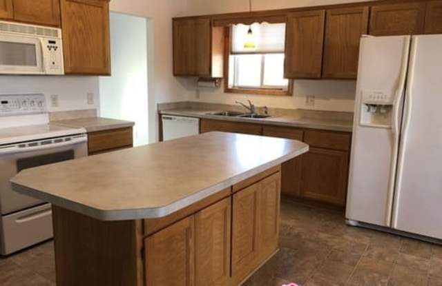10818 Able St North East Gallery 2