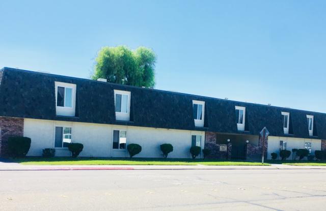 Northgate Commons Gallery 1