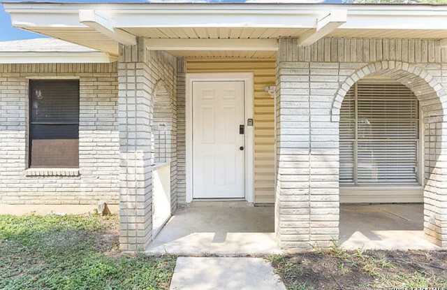 Upgraded 3-Bedroom Home in Southeast San Antonio Gallery 3