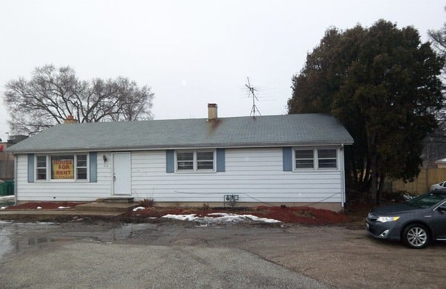 612 East Devon Avenue - 612 East Devon Avenue, Cook County, IL 60007
