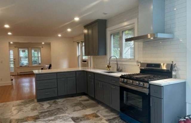 134 Highland Ave photos photos