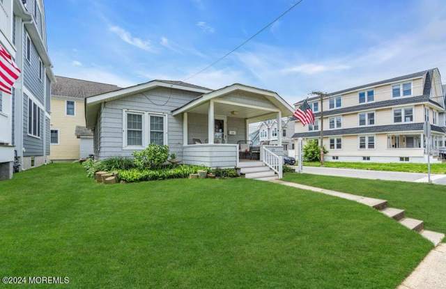123 16th Avenue photos photos